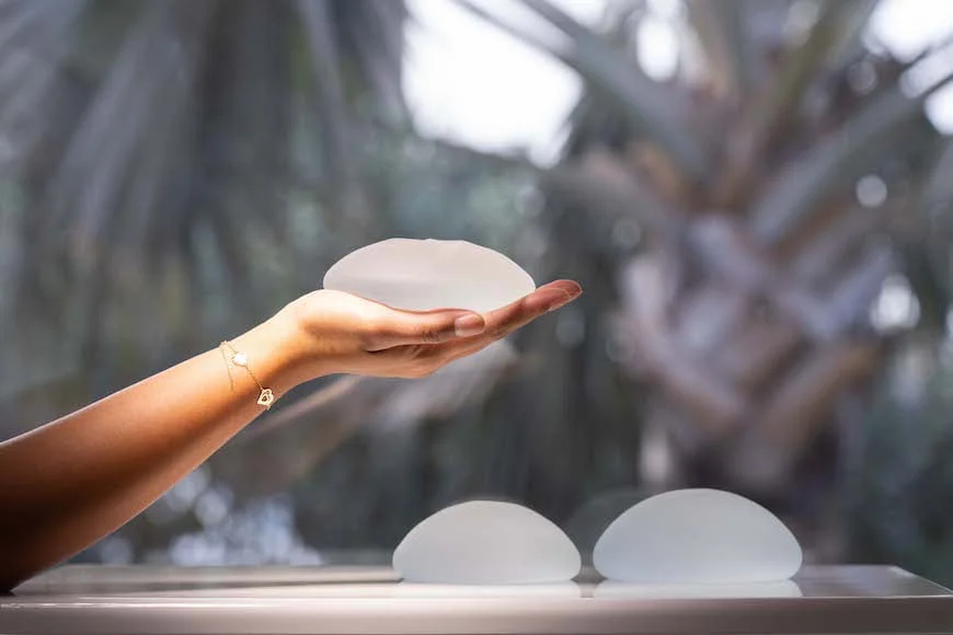 Motiva RFID chip silicone breasts implants at Lucia Clinic - Get breast augmentation surgery that offers a natural look, enhanced safety and permanent results.